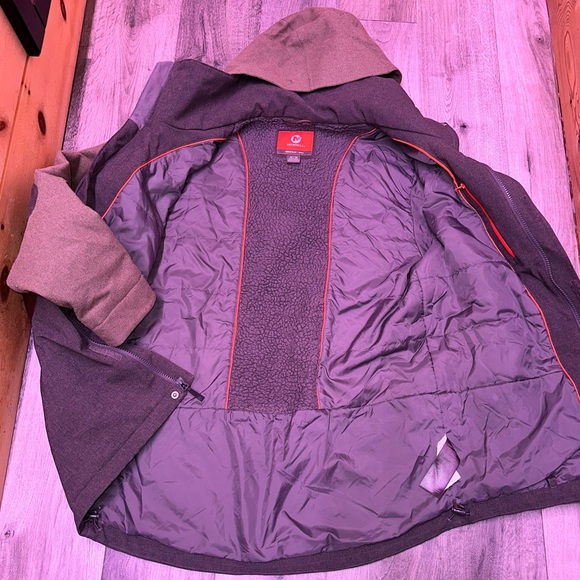 Men’s Merrell Winter Coat (M) - Picture 3 of 4